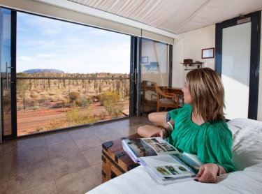 Longitude 131 is an upmarket tourism resort in central australia close to Ayers Rock or Uluru and KataJuta NP red centre Uluru NT